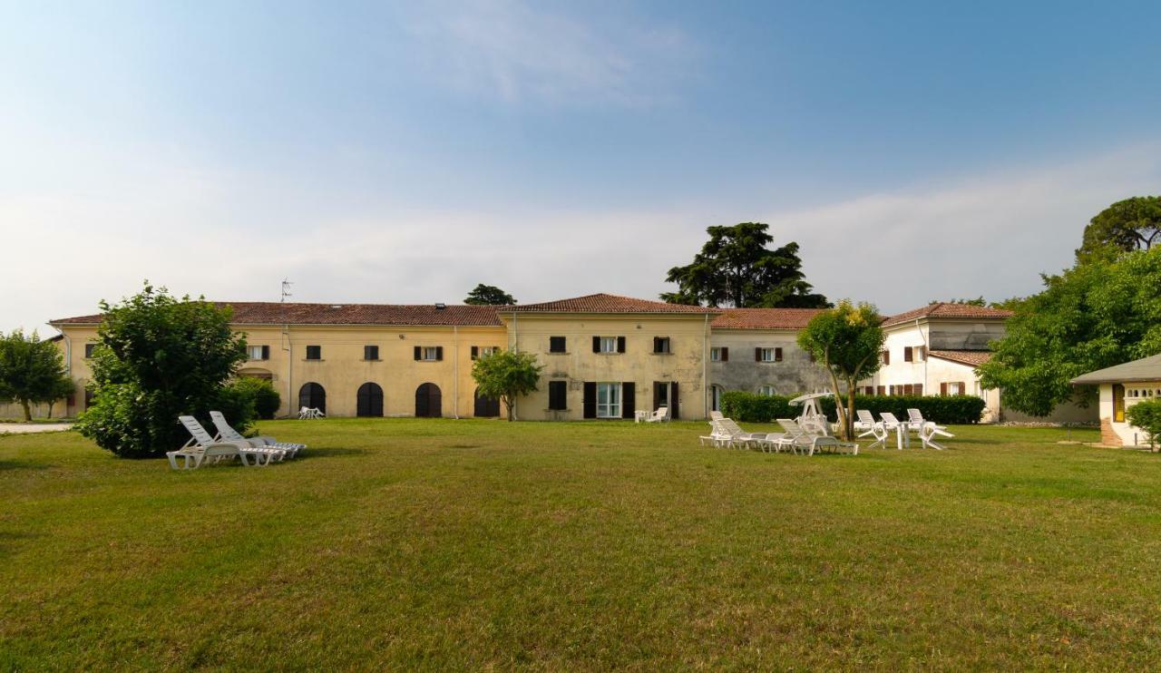 Residence Le Barchesse Casavagra エクステリア 写真