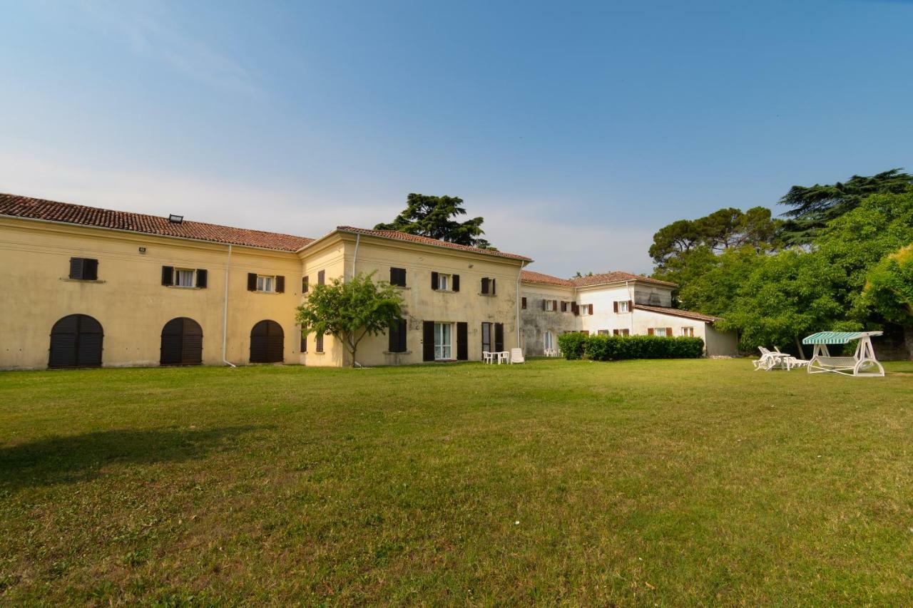 Residence Le Barchesse Casavagra エクステリア 写真